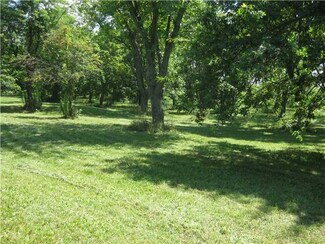 914-18 Hopkins Rd, Corfu, NY 14036