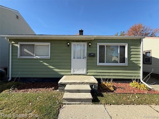 21811 Cunningham Ave, Warren, MI 48091