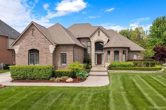 61723 W Point Dr, Washington, MI 48094