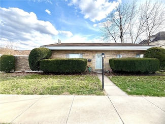 44 E Lincoln St, Waynesburg, PA 15370