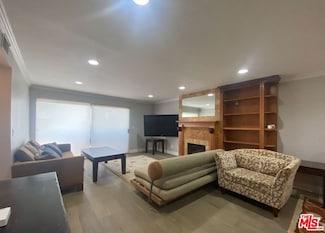 1940 N Highland Ave Unit 44, Los Angeles, CA 90068
