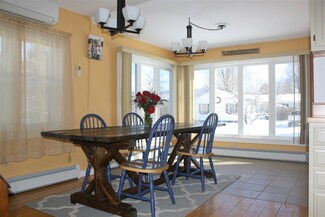 30 Mountain View Ln, Middlebury, VT 05753