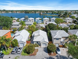 6621 Fern St, Margate, FL 33063