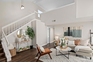 802 Spindrift Ln, Carlsbad, CA 92011