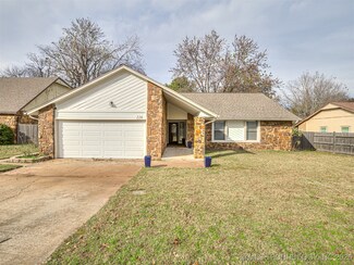 228 W Keywest St, Broken Arrow, OK 74011