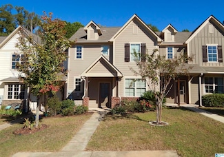 566 the Heights Ln, Calera, AL 35040