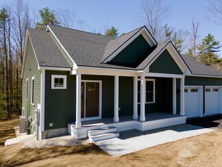 8 Lessard Cir, Arundel, ME 04046