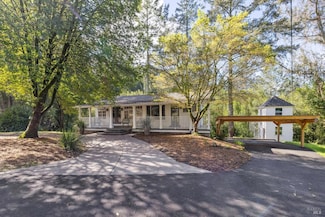 4040 Burnside Rd, Sebastopol, CA 95472
