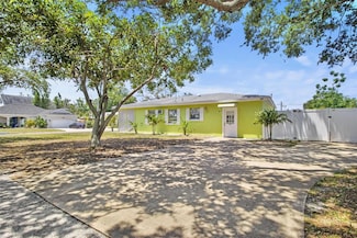 504 Milwaukee Ave, Dunedin, FL 34698