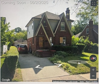 259 Navajo Ave, Pontiac, MI 48341