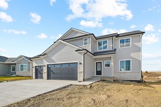 607 Fremont Ave, Ames, IA 50014