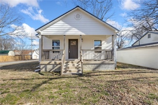 613 N Robinson St, Harrison, AR 72601