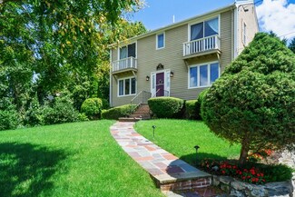 52 Bel Air Rd, Hingham, MA 02043