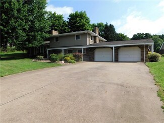 584 Arona Rd, New Stanton, PA 15672