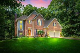 127 Pearson Ct, Lowell, MI 49331