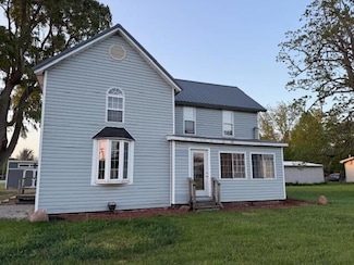 238 W Jasper St, Goodland, IN 47948