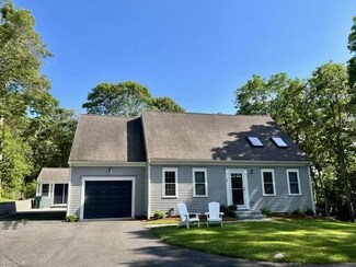 68 Shootflying Hill Rd, Centerville, MA 02632