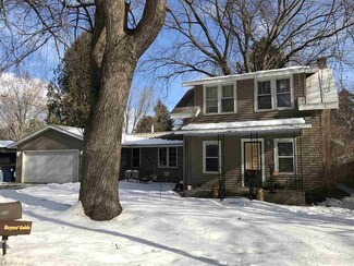 258 N Main St, Amherst, WI 54406