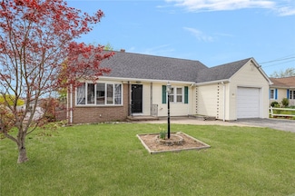15 Di Mario Dr, Providence, RI 02904