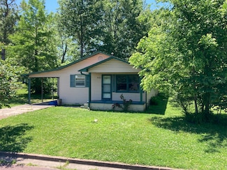 403 S West St, Mountain Grove, MO 65711