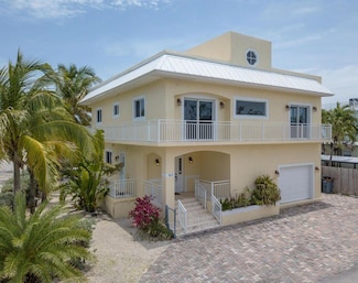 103 Starfish Ln, Tavernier, FL 33070