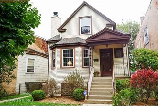 4608 N Keystone Ave, Chicago, IL 60630
