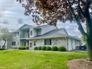1402 30th Ave Unit 2D, Kenosha, WI 53144