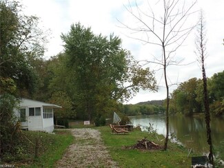 4956 N State Route 669 NW, McConnelsville, OH 43756