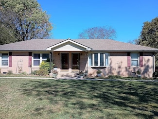 211 Curtis Crossroads, Hendersonville, TN 37075