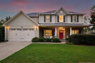 305 Wiregrass Ln, Southern Pines, NC 28387