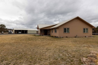 71899 Burns-Izee Rd, Hines, OR 97738