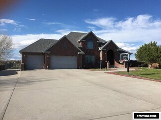 88 Fairway Dr, Douglas, WY 82633