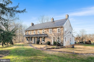 206 Twinbrook Rd, Perkasie, PA 18944