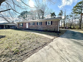307 Pilkington Dr, Lawrenceburg, TN 38464
