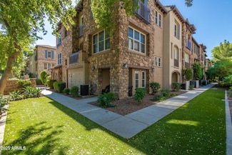 2470 E Roma Ave Unit 13, Phoenix, AZ 85016
