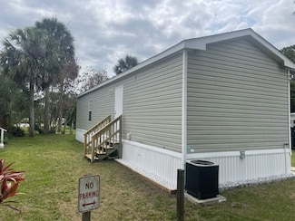 1910 Enterprise Ave Unit 17, New Smyrna Beach, FL 32168