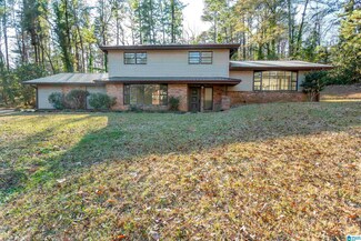 2922 Devon Rd, Bessemer, AL 35023