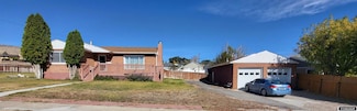 305 Ryan St, Rawlins, WY 82301