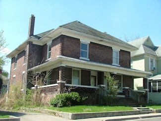 710 W Rollins St, Moberly, MO 65270
