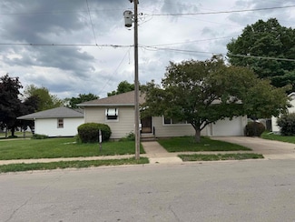 802 Poplar St, La Porte City, IA 50651