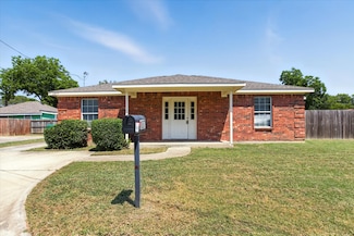 107 S Crawford St, Denton, TX 76205