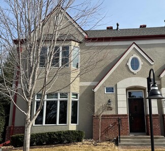 317 Coventry Ln, Edina, MN 55435