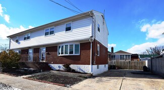 95 Roma Ave, Staten Island, NY 10306