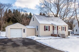 345 Center Grove Rd, Randolph, NJ 07869