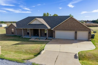 4040 Lone Tree Dr, Edmond, OK 73025