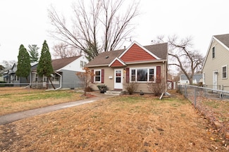 5247 James Ave N, Minneapolis, MN 55430