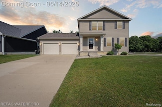 5200 Autumn Kirsten Dr, Fowlerville, MI 48836