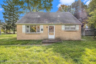 1502 River Terrace, East Lansing, MI 48823