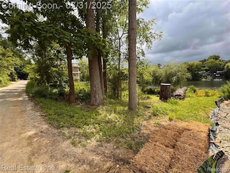 000 Pearson, Milford Township, MI 48381