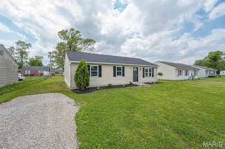 1015 S Jefferson St, Vandalia, MO 63382